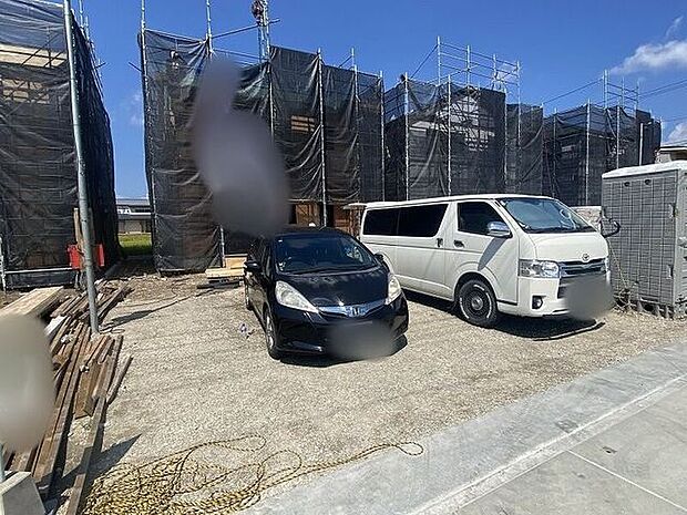 完成前の物件に限り、カラー選択やオプション工事 などのサービス特典が受けられる場合がございます。詳しくお知りになりたい方はお気軽にお問合せください。