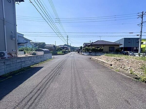 前面道路含む現地写真