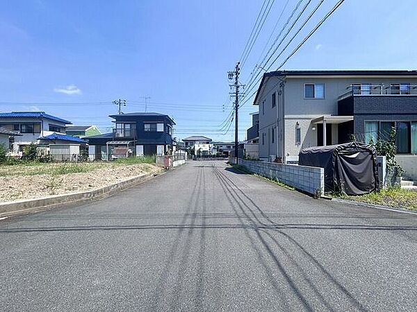 前面道路含む現地写真