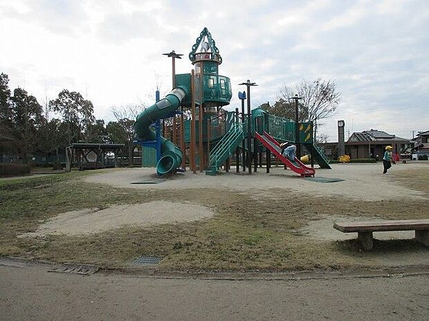 鳴子近隣公園 300m