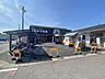 周辺：まるかつ市場 本店車で6分 2570m