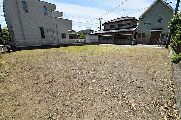 北西側より