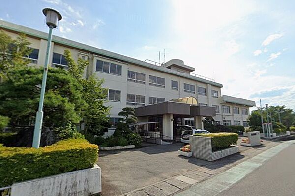 八代小学校1022ｍ