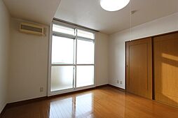 フェイマスKITAMI　1番館 401 4階3LDKのリビング/ダイニング