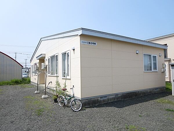 detached 北海道北見市中央三輪４丁目494番地38

地図を見る