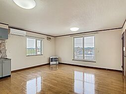 Mヒルズ 201 2階2LDKのリビング/ダイニング