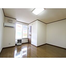 アプレーリ 102 1階1DKのリビング/ダイニング