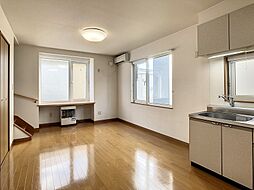 ファミール三輪　G棟 2 2LDKのリビング/ダイニング