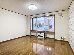 プランタン 105 1階1LDKのリビング/ダイニング