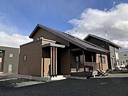 愛し野駅より徒歩30分 築6年2ヶ月の賃貸物件