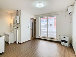 エクラタン光西 101 1階1LDKのリビング/ダイニング