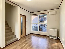 コーポマルミ 1-2 2階1LDKのリビング/ダイニング