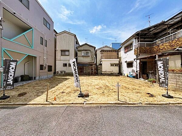 様々なプランがご検討いただける間口の広いゆとりある敷地