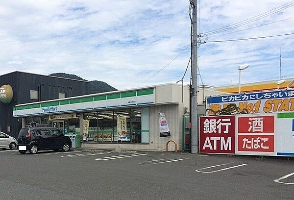 ファミリーマート舞鶴北田辺店 3210m