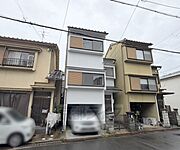 久津川駅より徒歩6分 築39年の賃貸物件
