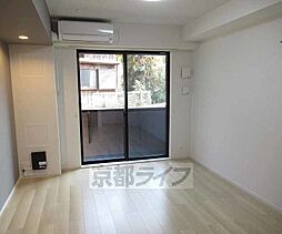 メゾン　ド　シュシュ 203 2階1Kのリビング/ダイニング