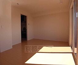 近鉄京都線 大久保駅 徒歩6分の賃貸アパート 3階1Kのリビング/ダイニング