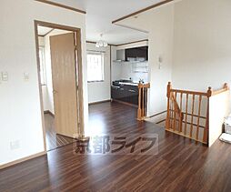 花住坂ガーデン弐番館 102 1階3LDKのリビング/ダイニング