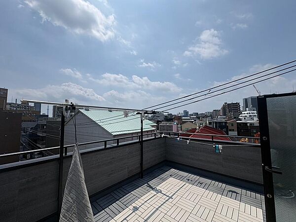 バルコニーを拡大表示