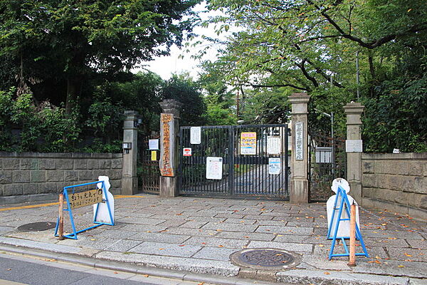翔鸞小学校 距離：380m