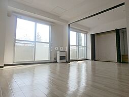 西岡サンマウンテンシャトー 106 2階1LDKのリビング/ダイニング