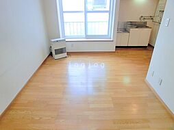 ラポール川沿 205 2階1LDKのリビング/ダイニング