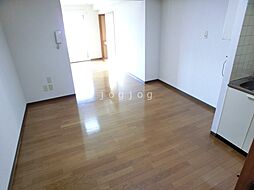 Ｙ’Ｓコート 303 3階1DKのリビング/ダイニング