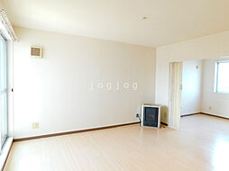 パルコート宝塚 402 4階1LDKのリビング/ダイニング