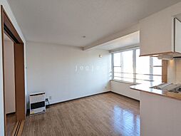 イーホライズン美園 302 3階1LDKのリビング/ダイニング