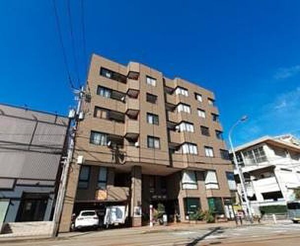 apartment 石川県金沢市藤江北４丁目274