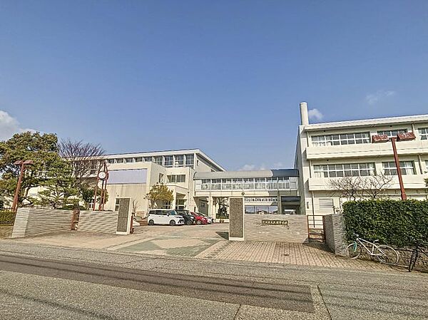 中学校 金沢市立大徳中学校 1349ｍ