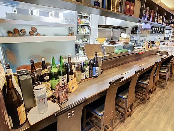 本格的なカウンター設備を完備。お客様との距離が近いお店づくりに。