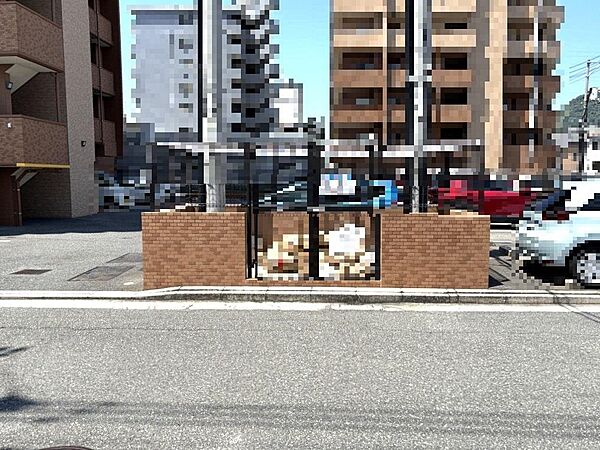 敷地内ゴミ置き場