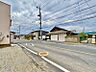 外観：閑静な住宅街に位置するこの物件は、落ち着いた住環境を求める方におすすめです。
