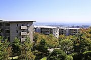 住吉駅よりバス12分 徒歩1分 築22年1ヶ月 5階建の賃貸物件