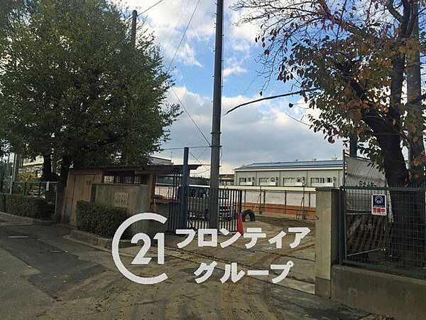 守口市立梶小学校 徒歩5分。 350m