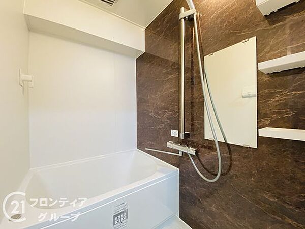 追焚機能があるので、冬場はすぐに温め直せて、水道代も節約できます。