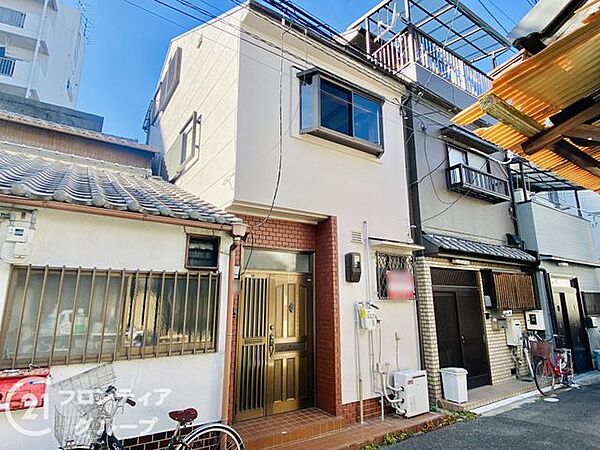 外観：327001645786