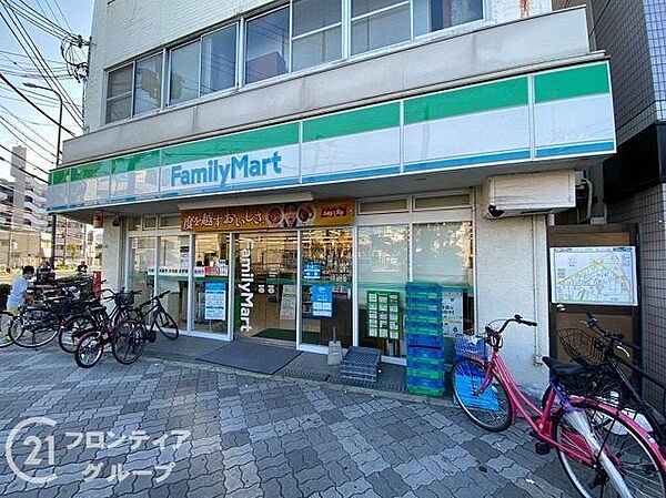 ファミリーマート大東町二丁目店 徒歩2分。 160m