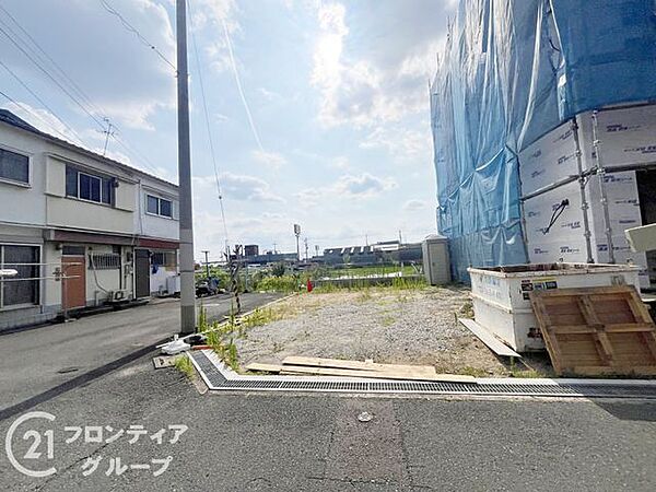 深北緑地へ自転車圏内の閑静住宅街角地。