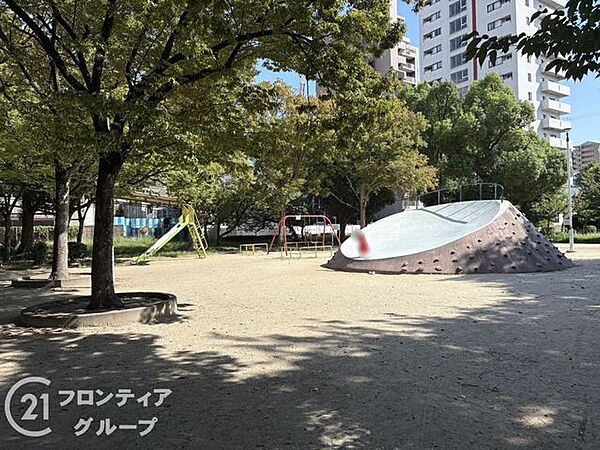 東今福公園 徒歩6分。 420m