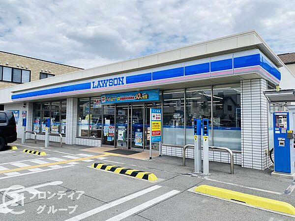 ローソン守口大宮通三丁目店 徒歩3分。 190m