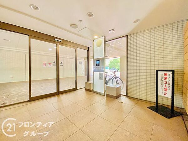 マンションのロビーは、住民の皆様が集うコミュニケーションの場であり、憩いの場です。