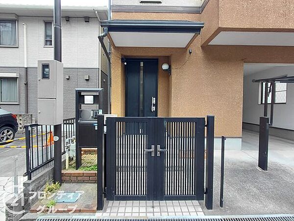 閑静な住宅街で落ち着いた暮らしが叶います