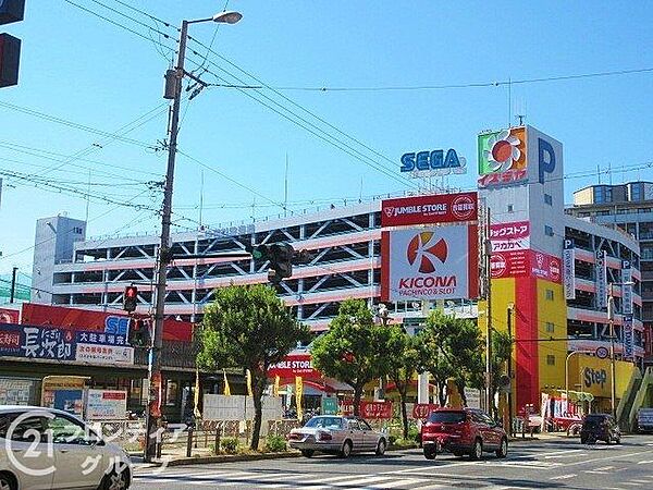 イズミヤ今福店 徒歩2分。 160m