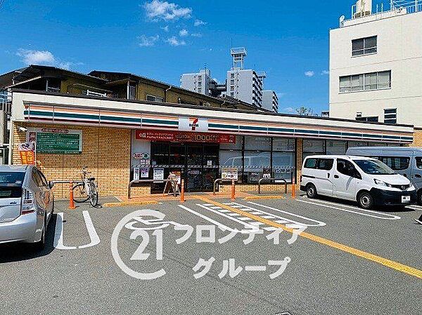 セブンイレブン大阪毛馬町2丁目店 徒歩4分。 300m