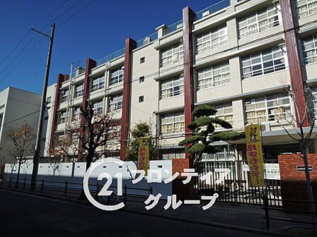 大阪市立瑞光中学校 徒歩13分。 980m