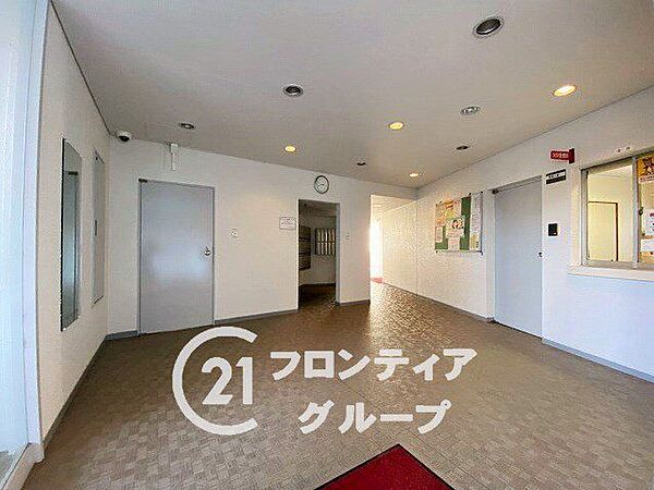 マンションのロビーは、住民の皆様が集うコミュニケーションの場であり、憩いの場です。