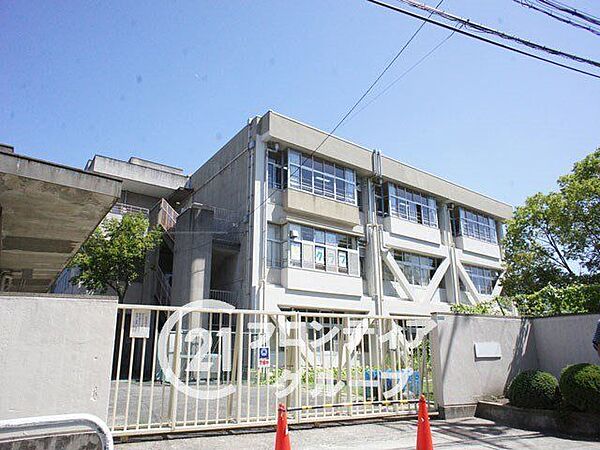 守口市立よつば小学校 徒歩8分。 590m