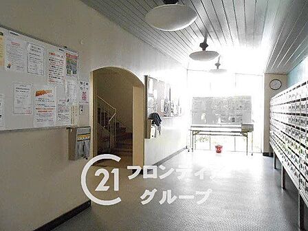 マンションのロビーは、住民の皆様が集うコミュニケーションの場であり、憩いの場です。